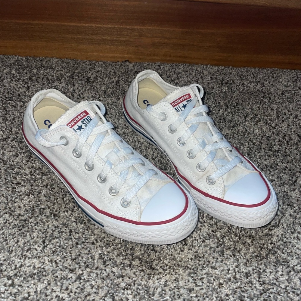 White Low-Top Converse - W 7.5